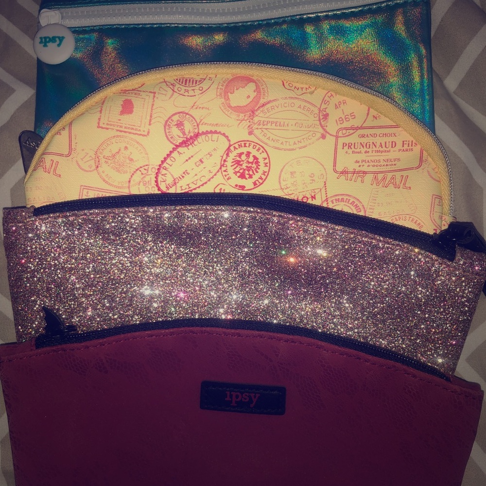 4 Ipsy makeup bags